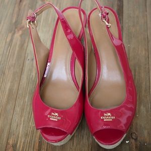 Red open toes wedges